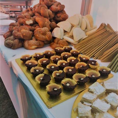 Rosh Hashanah ünnepére készített süteményeink